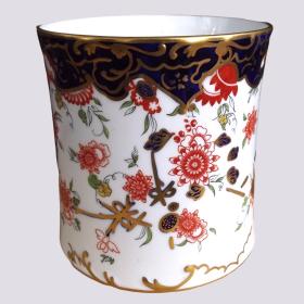 Early 20th Century Royal Crown Derby 9259 Imari Planter