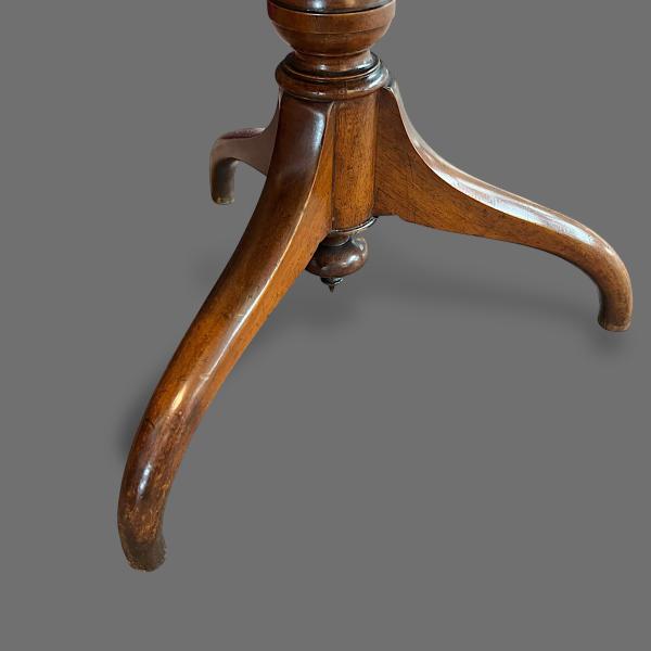 Victorian Burr Walnut Inlaid Revolving Book Stand